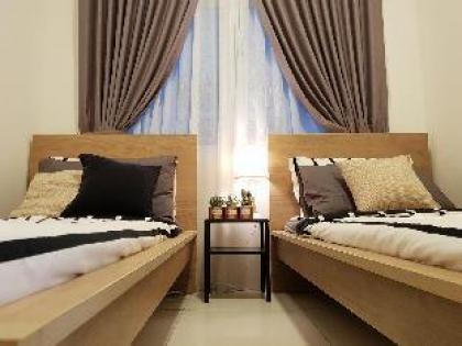 Puchong Jaya 8-10 Pax IOI Mall Cozy Apartment LRT - image 16