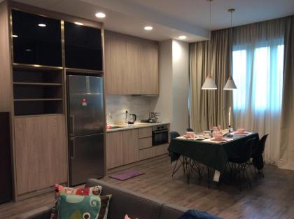 Mid Valley 1km away Verve Suites Old Klang Road - image 20