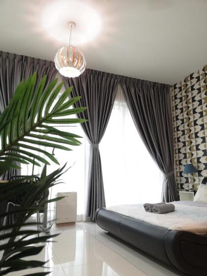 *PROMO Regalia Suites # infinity Pool - image 21