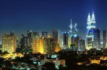 KLCC ROOM@TWIN TOWERS & KLCC SUBWAY STATION - image 8