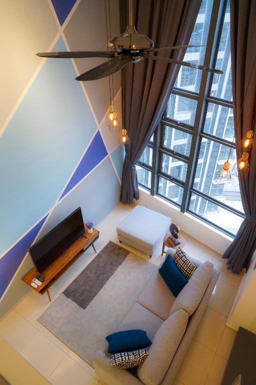 Cozy Modern Loft by De Lux @ EkoCheras KL - main image