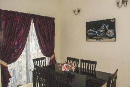 ADINIZ KLIA HOMESTAY - image 18