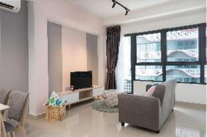 OYO Home 739 Classy 1BR Arte Plus - image 12