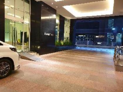 Fraser Place # 5 Mins Walk To KLCC # Luxury Studio - image 9