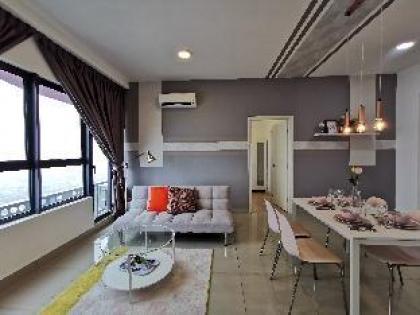 Arte Plus  2 bed 2 bath  KLCC view Homestay - image 8