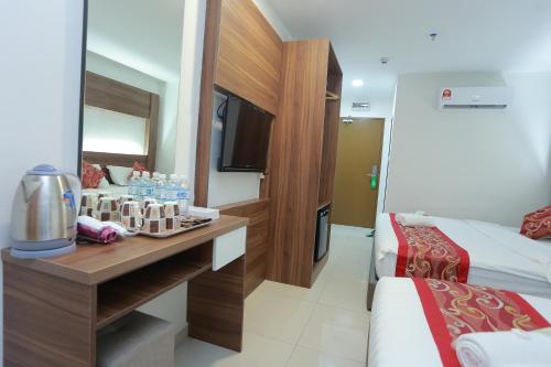 Bitz Bintang Hotel - image 7