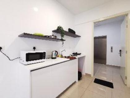 ARTE PLUS  Spacious 3 Bedroom  KLCC view  High - image 5