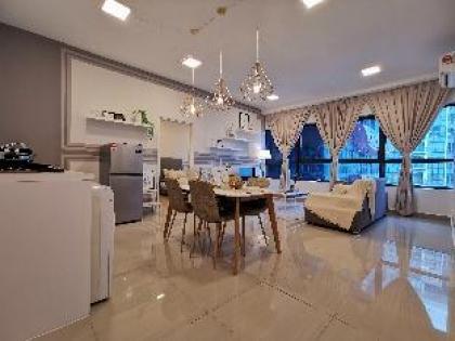 Arte Plus  2 bed 2 bath  White Theme homestay - image 11