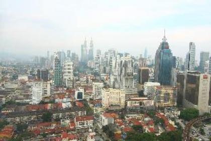 3BR Twin Tower View @Regalia - image 18