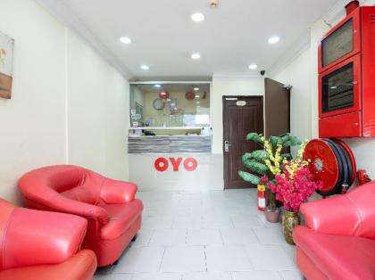 OYO 89717 Budget Star Hotel (Sanitized Stay) - image 2