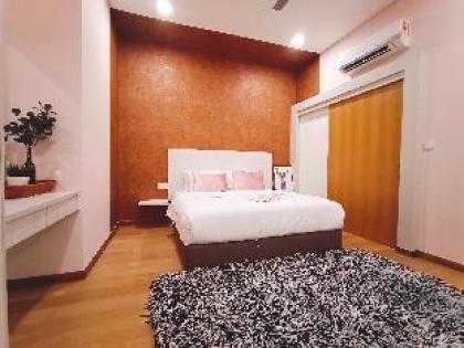 Desa parkcity 1-4pax  cozy suite Plaza arkadia - image 5