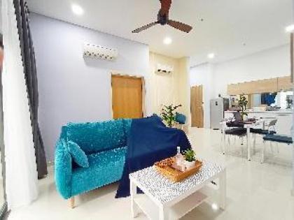 Desa parkcity 4-6pax  cozy suite Plaza Arkadia - image 6