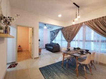 ARTE PLUS  Spacious Two Bedroom Apartment - image 15