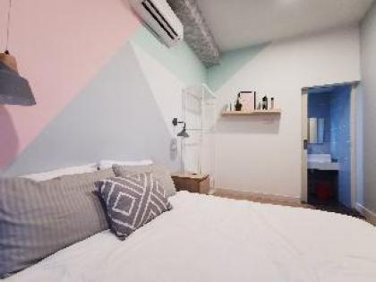 ARTE PLUS  Spacious Two Bedroom Apartment - image 20