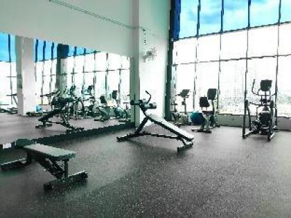 One Residences 4 pax 10 mins to TRX - image 19