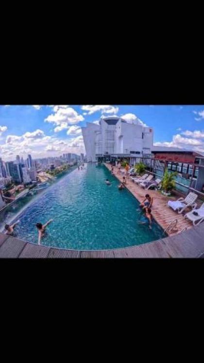 KLCC View  Infinity Pool  Big Serviced Condo - image 20