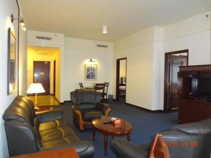 Good Service Apartment At Times Square - image 15