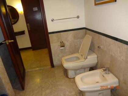 Good Service Apartment At Times Square - image 2