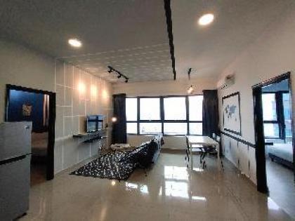 Arte Comfort 2BR City View (Easysuites#205) - image 5