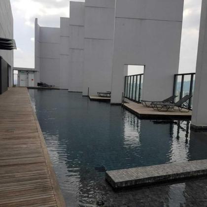 Golden Deluxe Suite_4 pax @The Hub SS2 PJ - image 28