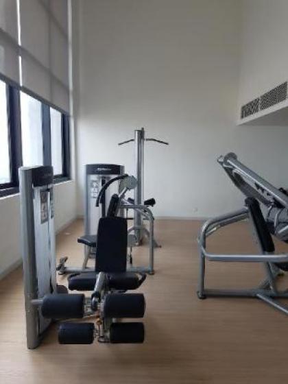 NEW- 2-3 pax Cozy Silverstone Suite@Damansara PJ - image 10