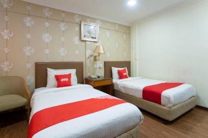 OYO 90125 Hotel Grand Orchard - image 16