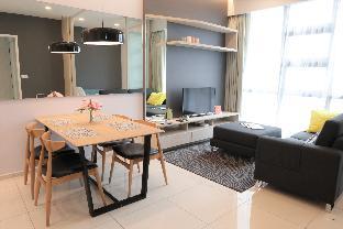 MyCrib29*The Robertson KL-B.Bintang Family room - image 3