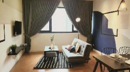 NEW- 2-3 pax Hip Artistic Home @Damansara PJ - image 2