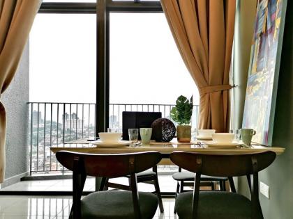 HOT  Luxuries Stay w/ Balcony by MOKA @ Ekocheras - image 22