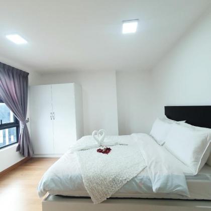 CITY VIEW  Luxury Staycation @ Ekocheras  MOKA  - image 27