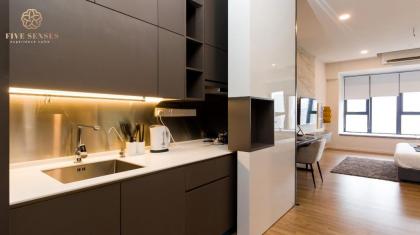 Long Term Unit . Five Senses Ceylonz Suite #1BR - image 25