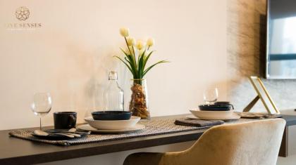 Long Term Unit . Five Senses Ceylonz Suite #1BR - image 28