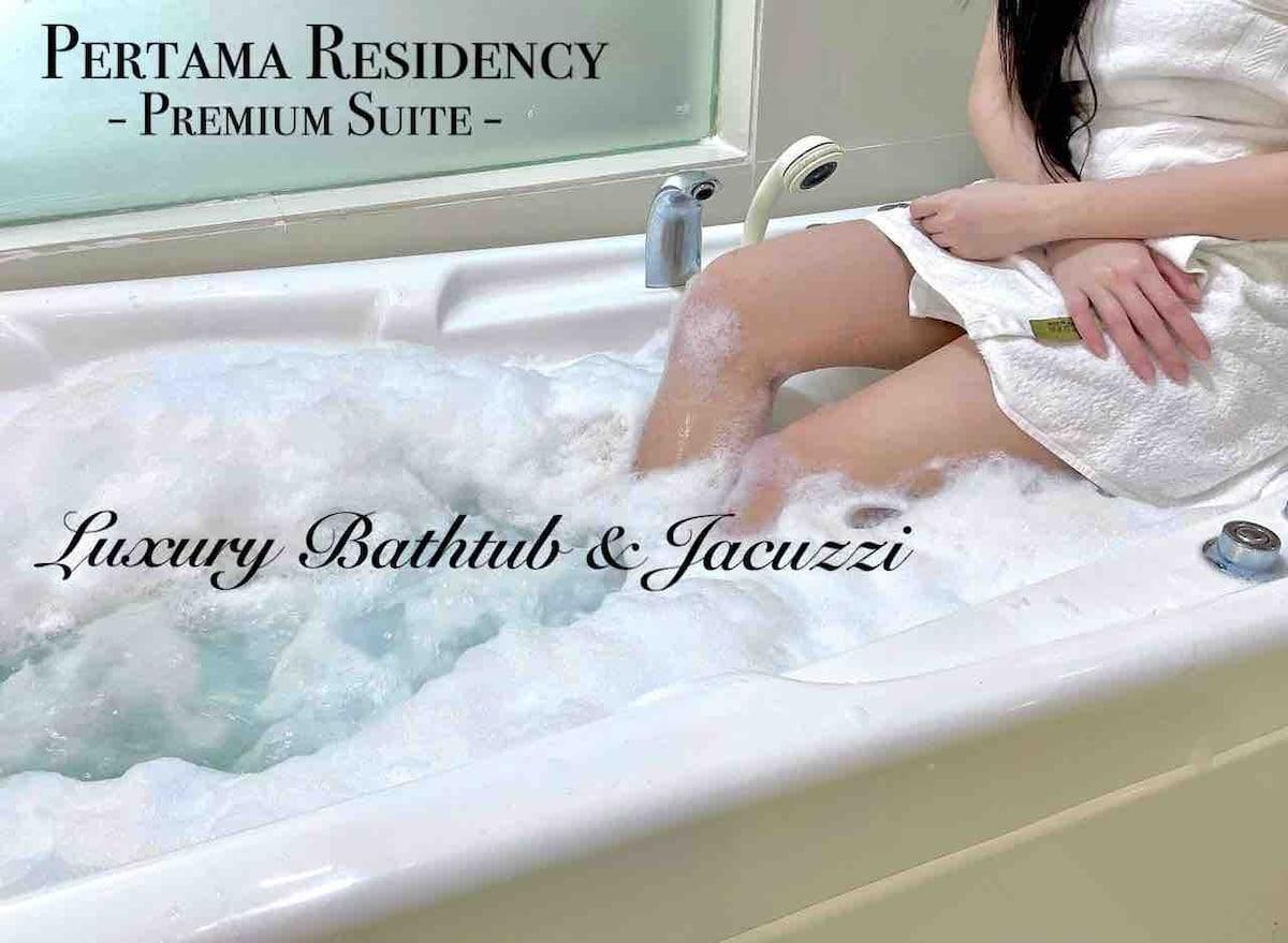 Private Jacuzzi  Kuala Lumpur  Near MRT 1014 - main image