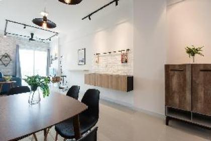 Modern City 2B Suite  Desa Park City  Mont Kiara - image 2