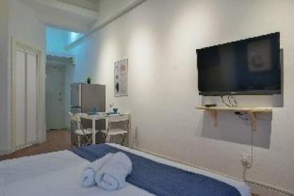 Lovely Studio at Jalan Ampang KL l Netflix & WiFi - image 15