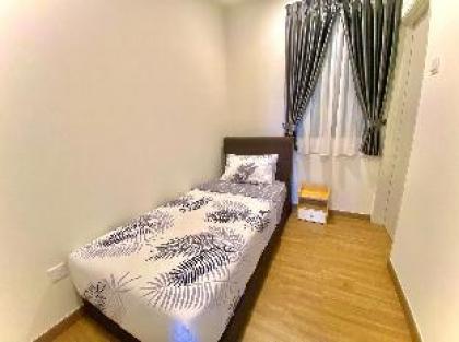 Comfy Space @ near EkoCheras/ KLCC - image 14