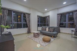 Insta-worthy Condo  2 Parkings  Jln Ampang T2 - image 2