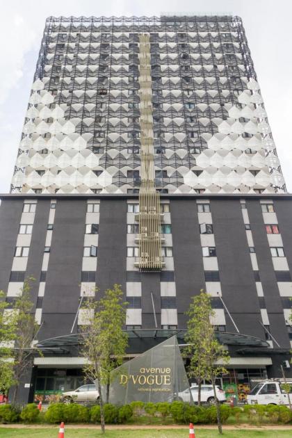 Avenue D'Vogue at Section 13 PJ - image 24