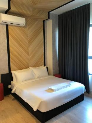 Arte Plus@KL King Bedroom w/share Bathroom - image 5