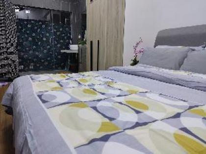 ASTORIA/ STUDIO/ 1R1BR/ NEAR KLCC/ 4-8PAX/ POOL - image 8