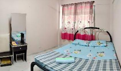 Guest House affordable 3 bedroom furnished & Wifi - image 14