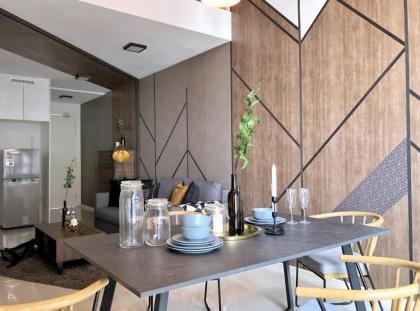 Modern Industrial Duplex Loft Ekocheras MRT 2pax - image 15