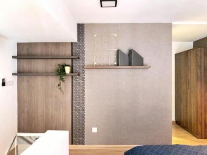 Modern Industrial Duplex Loft Ekocheras MRT 2pax - image 2