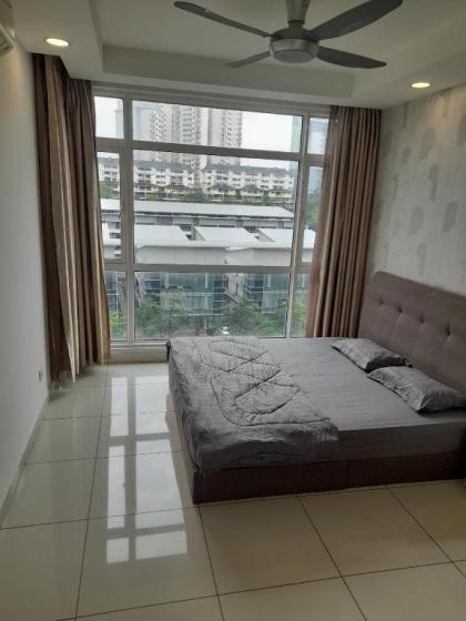 SamHouse 3RoomStay@Central Residence Sg.Besi - image 5