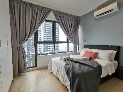 ARTE PLUS  Spacious 3 Bedroom  KLCC view - image 13