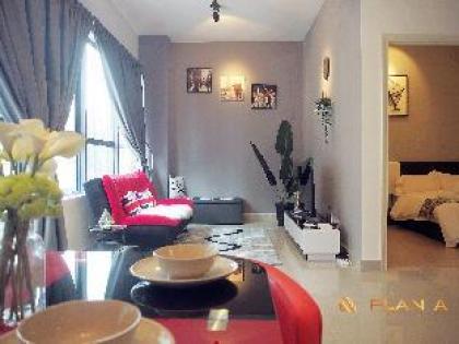 ARTE PLUS  Retro Spacious Two Bedroom Apartment - image 14