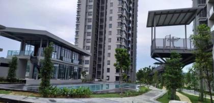 Astoria Ampang - Big Spacious 4BR Mountain View - image 25