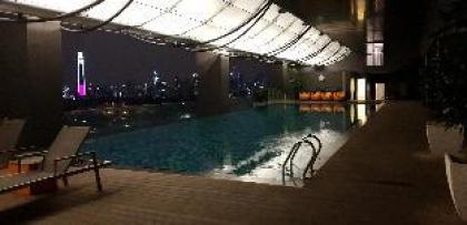 Luxury 2BR Duplex family suitepool with KLCC view - image 18