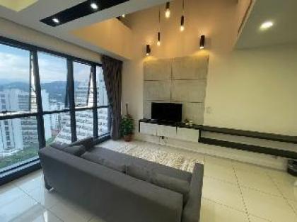 M City Ampang Duplex 2 bedroom - image 1