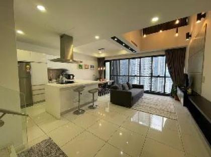 M City Ampang Duplex 2 bedroom - image 2